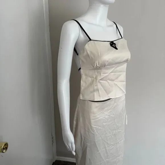 Commense Satin Elegant beige Spaghetti Straps and Bow Detail Maxi Skirt set S - Picture 8 of 15